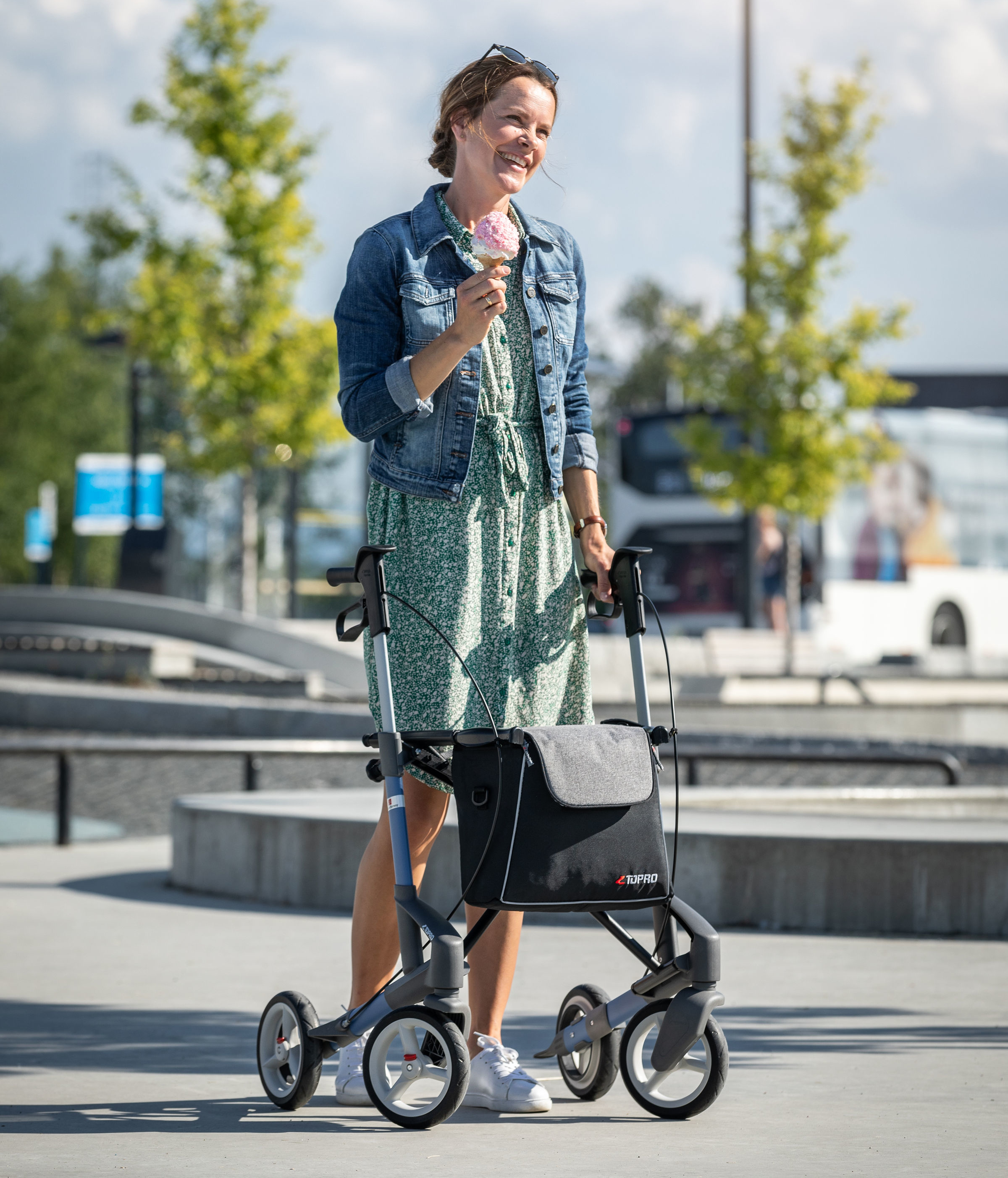 Topro Rollator Troja 5G für Innen- und Außenbereiche Topro Rollator Troja 5G für Innen- und Außenbereiche
